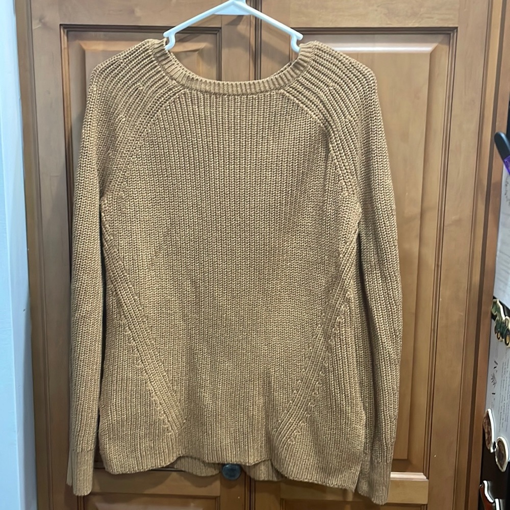 Women’s sweater
